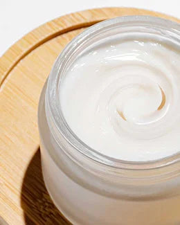 Moisturizing skincare for dry and dehydrated skin